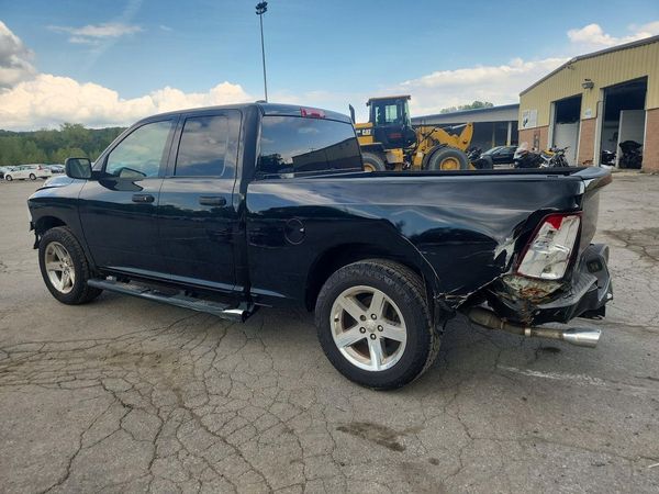 2014 RAM 1500 ST