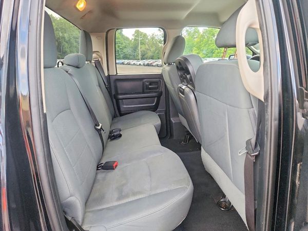 2014 RAM 1500 ST