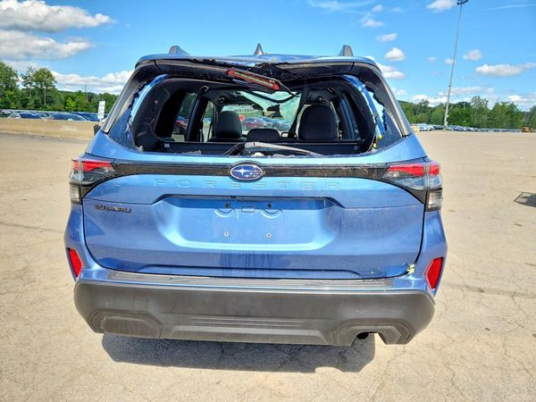 2025 SUBARU FORESTER