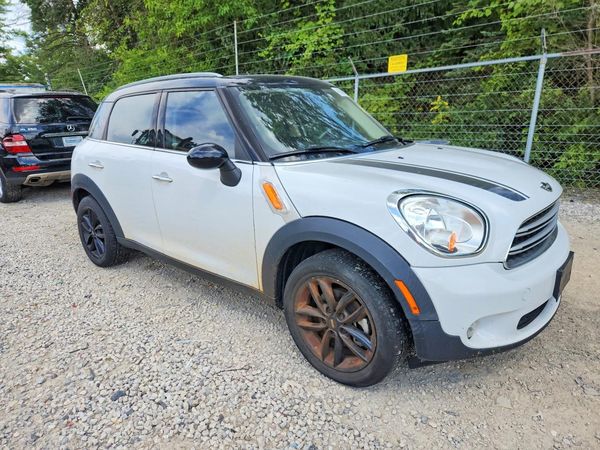 2016 MINI COOPER