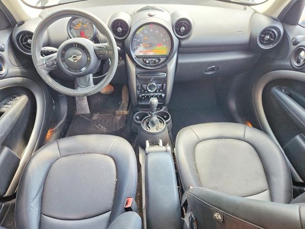 2016 MINI COOPER