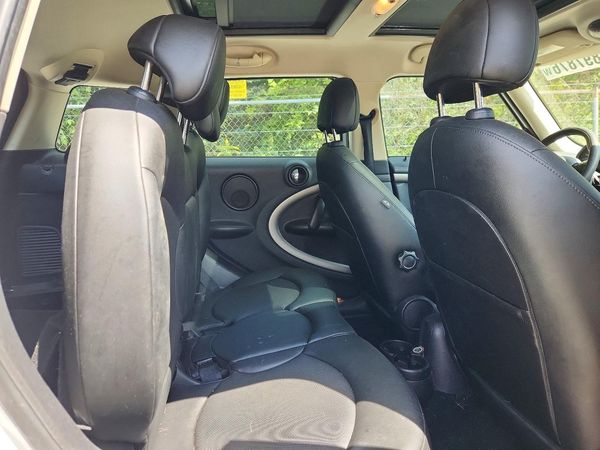 2016 MINI COOPER