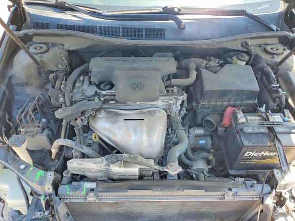 2016 TOYOTA CAMRY