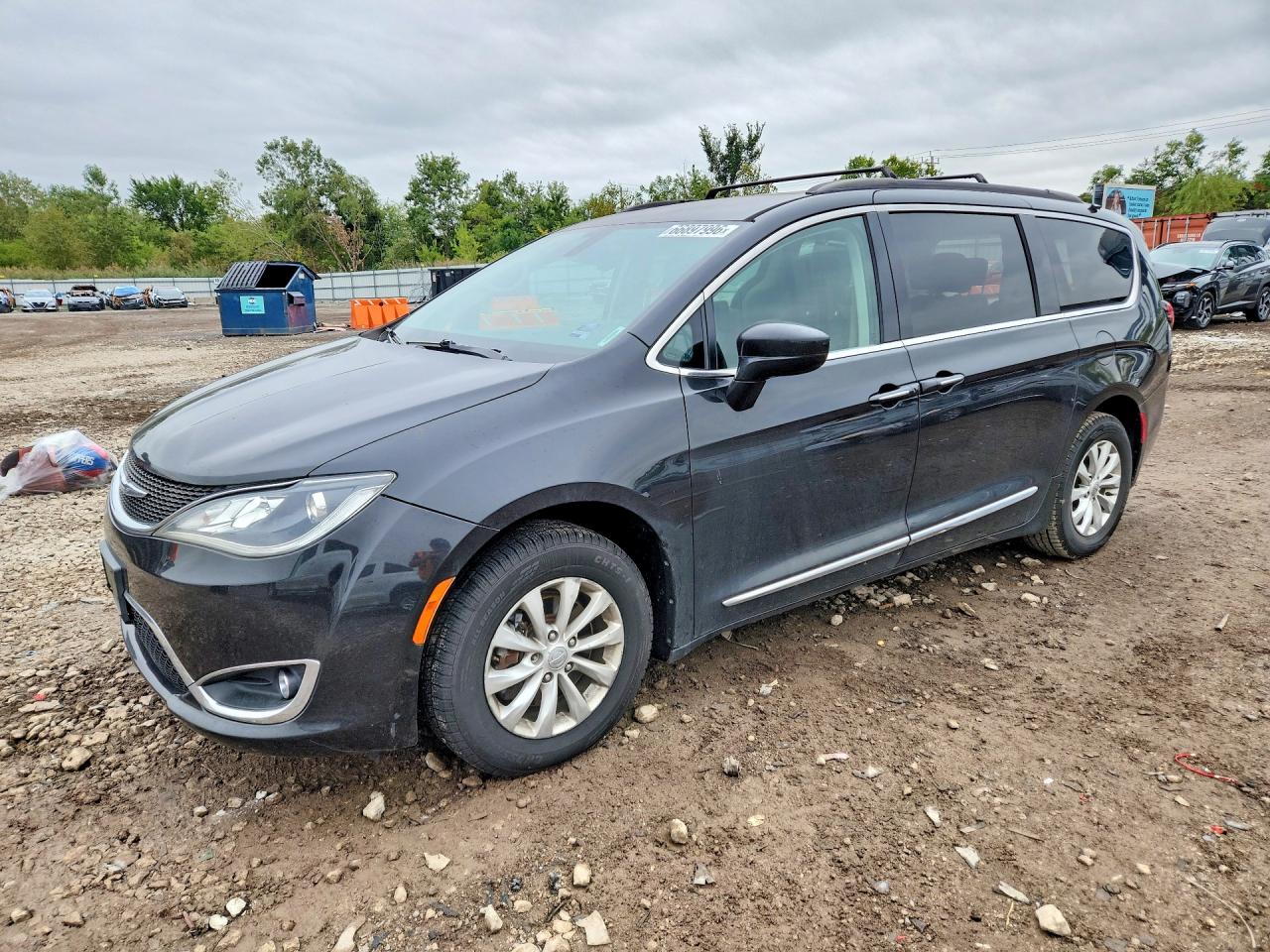 2017 CHRYSLER PACIFICA Touring L