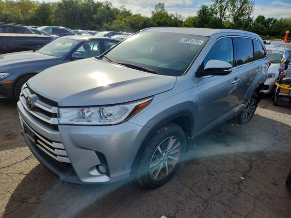 2019 TOYOTA HIGHLANDER — DSFA — Front 3/4