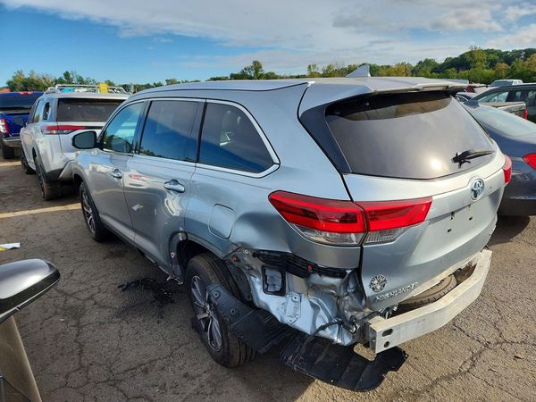 2019 TOYOTA HIGHLANDER SE/XLE — DSRA
