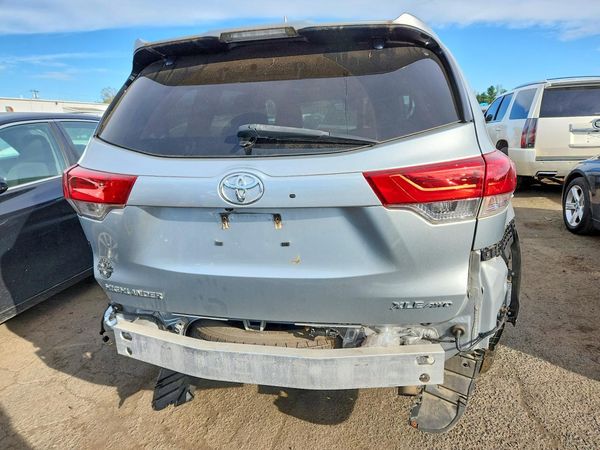 2019 TOYOTA HIGHLANDER SE/XLE — DIRR