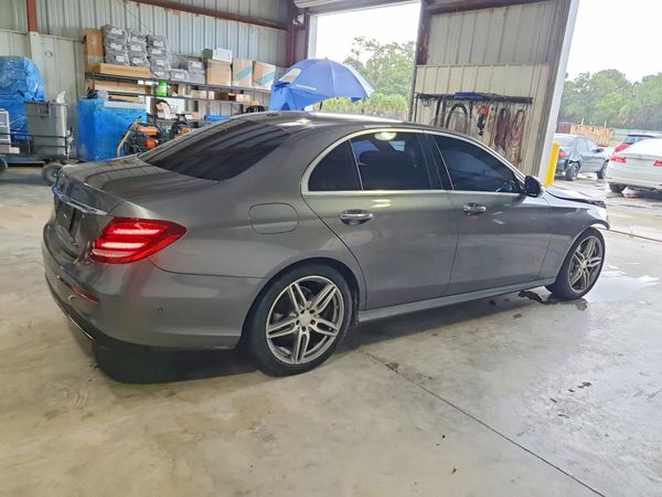 2017 MERCEDES-BENZ E