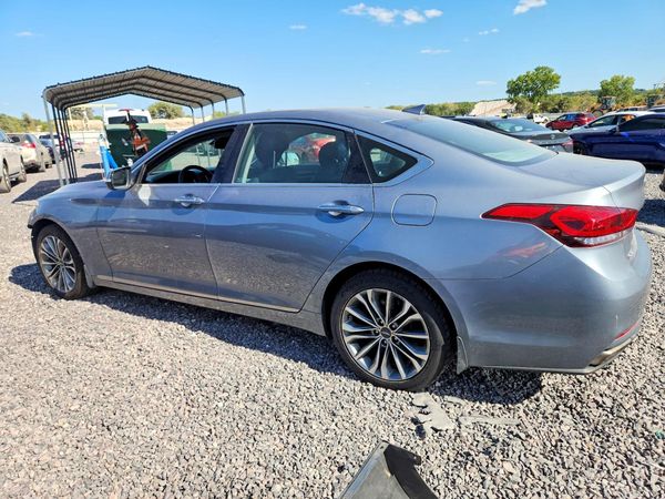 2017 GENESIS G80