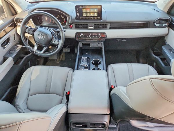 2023 HONDA PILOT