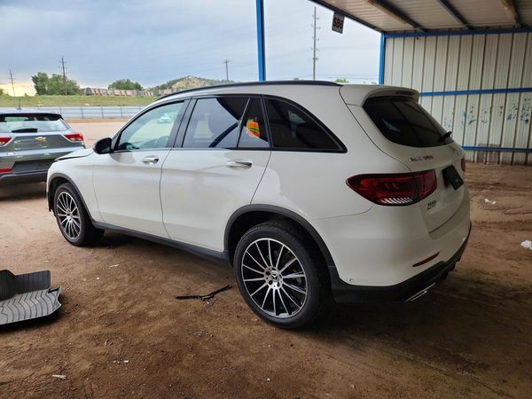 2022 MERCEDES-BENZ GLC