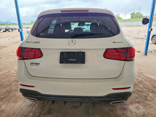 2022 MERCEDES-BENZ GLC