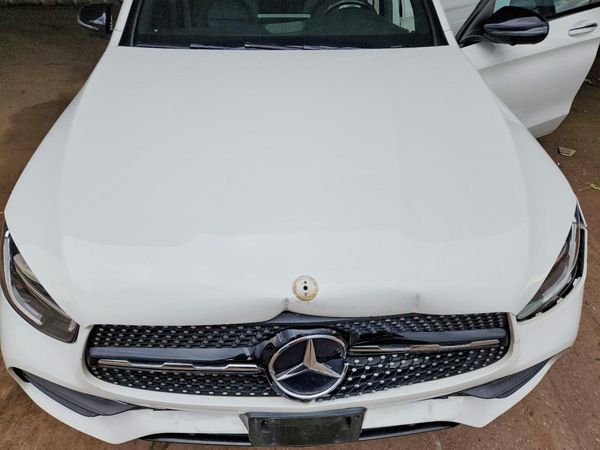 2022 MERCEDES-BENZ GLC