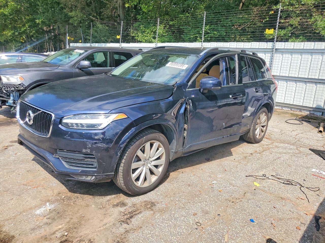 2016 VOLVO XC90 SV42 Momentum