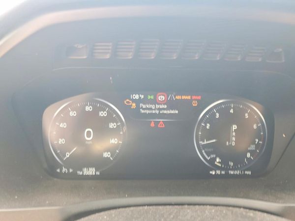 2016 VOLVO XC90 SV42 Momentum