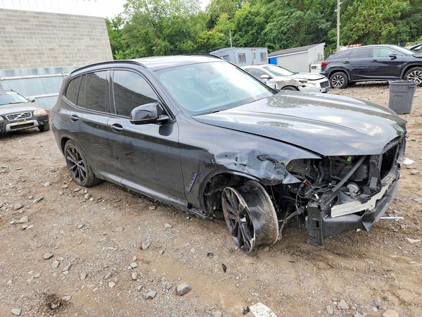 2022 BMW X3 M40i