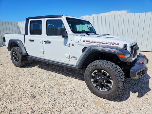 2026 JEEP GLADIATOR Rubicon — Passenger 3/4