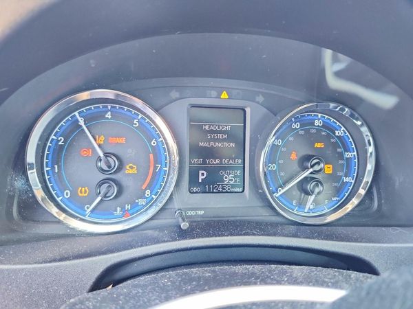 2019 TOYOTA COROLLA
