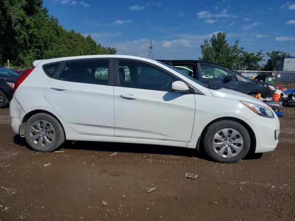 2017 HYUNDAI ACCENT SE Base