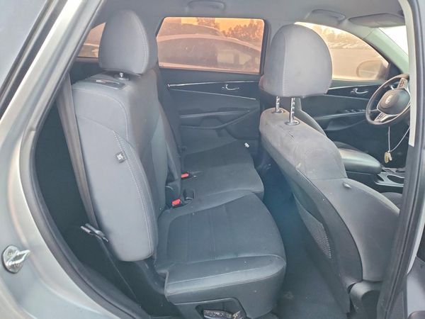 2019 KIA SORENTO L, LX, S