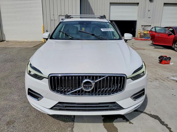2021 VOLVO XC60 Inscription