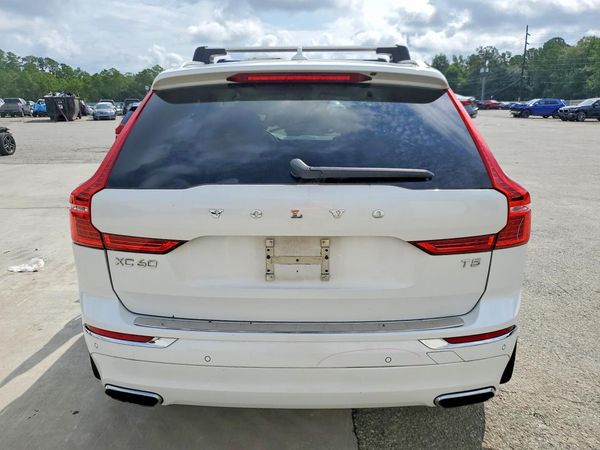 2021 VOLVO XC60 Inscription