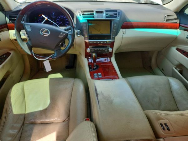 2012 LEXUS LS 460L