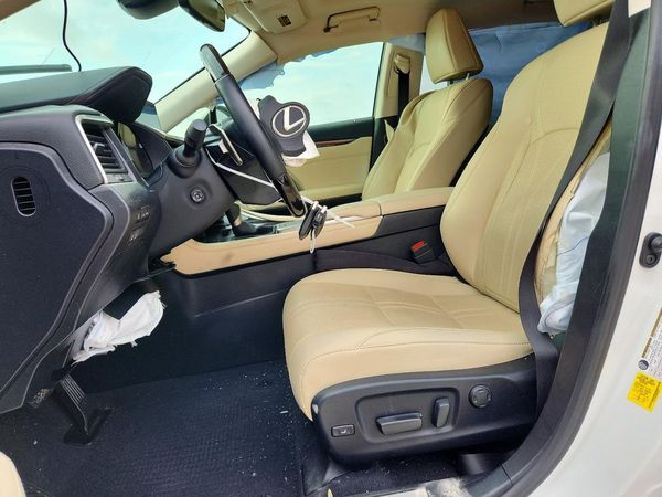 2022 LEXUS RX 350L Luxury