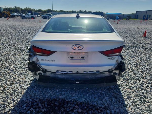2018 HYUNDAI ELANTRA