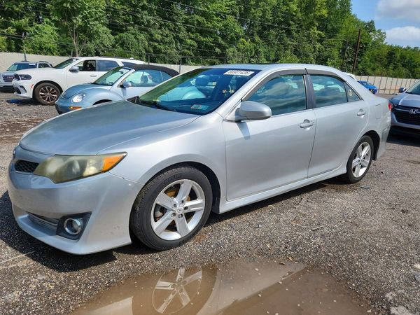 2012 TOYOTA CAMRY