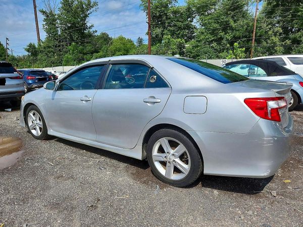 2012 TOYOTA CAMRY