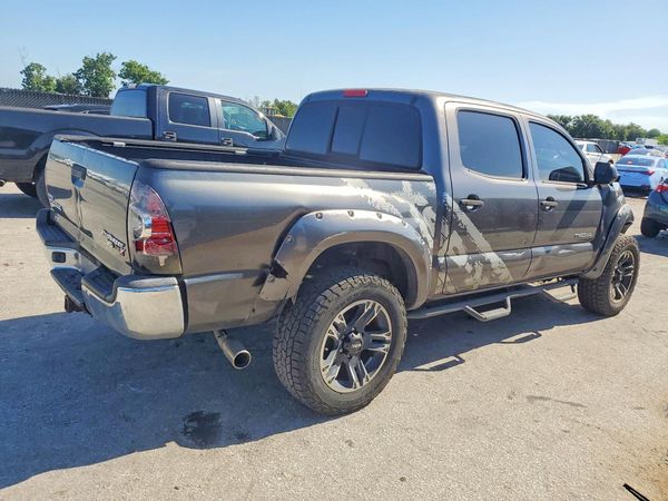 2013 TOYOTA TACOMA Delux