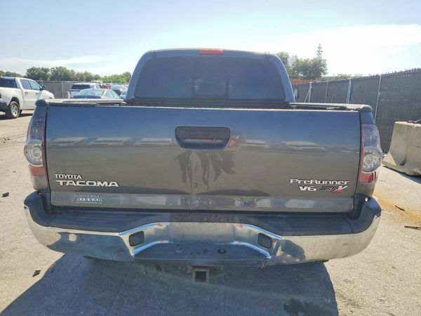 2013 TOYOTA TACOMA Delux