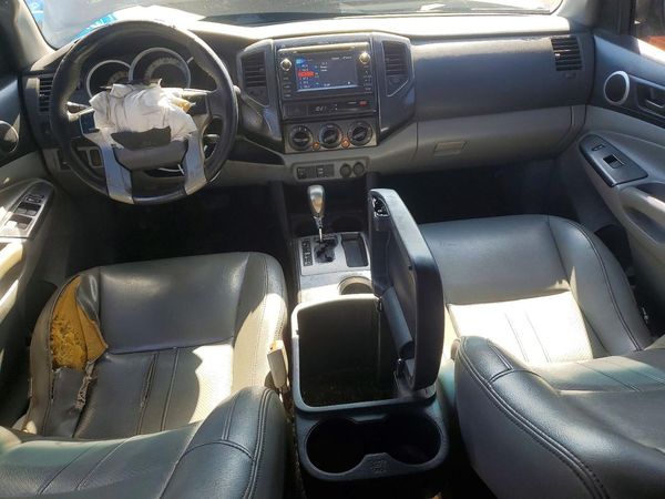 2013 TOYOTA TACOMA Delux