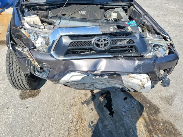 2013 TOYOTA TACOMA Delux