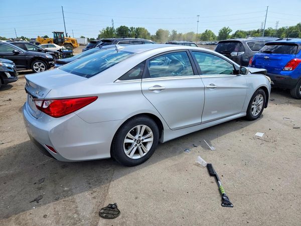 2014 HYUNDAI SONATA