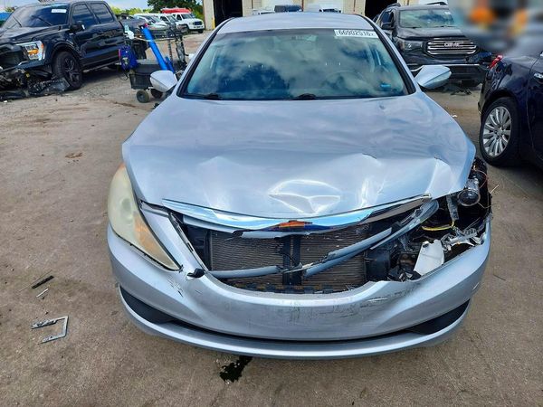 2014 HYUNDAI SONATA