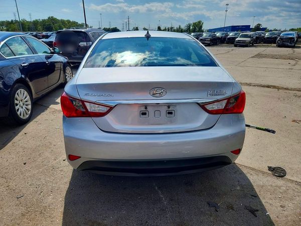 2014 HYUNDAI SONATA