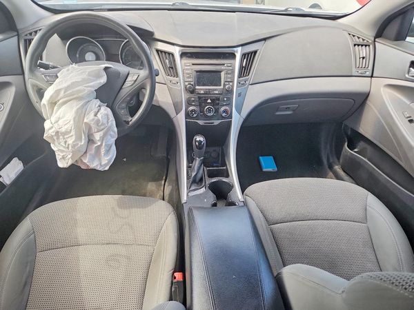 2014 HYUNDAI SONATA