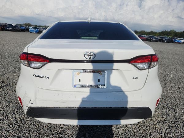 2022 TOYOTA COROLLA