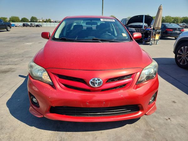 2013 TOYOTA COROLLA