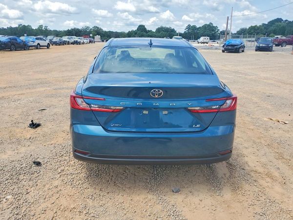 2025 TOYOTA CAMRY