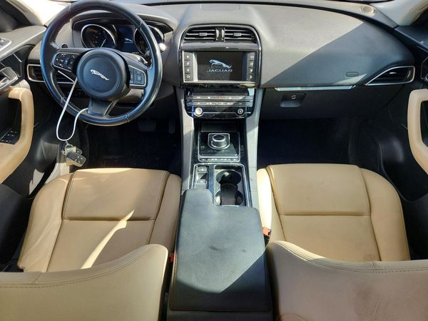 2018 JAGUAR F-PACE Premium — CKPT