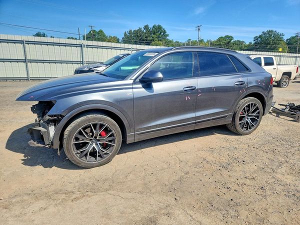 2020 AUDI Q8