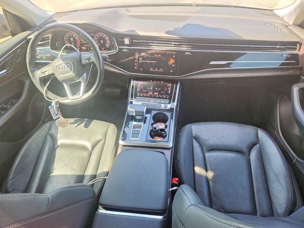 2020 AUDI Q8