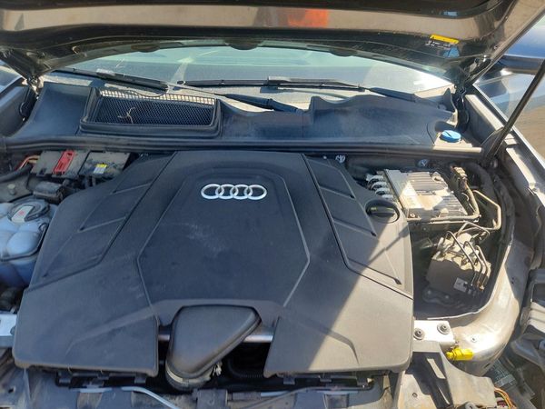 2020 AUDI Q8