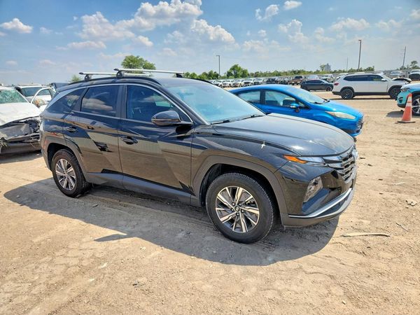 2022 HYUNDAI TUCSON