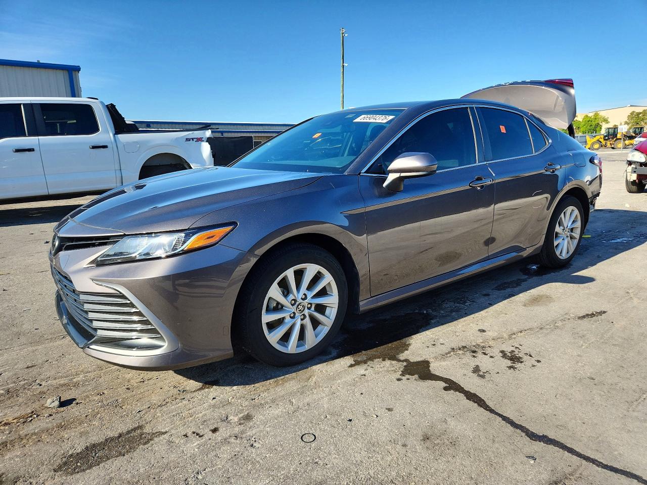 2024 TOYOTA CAMRY
