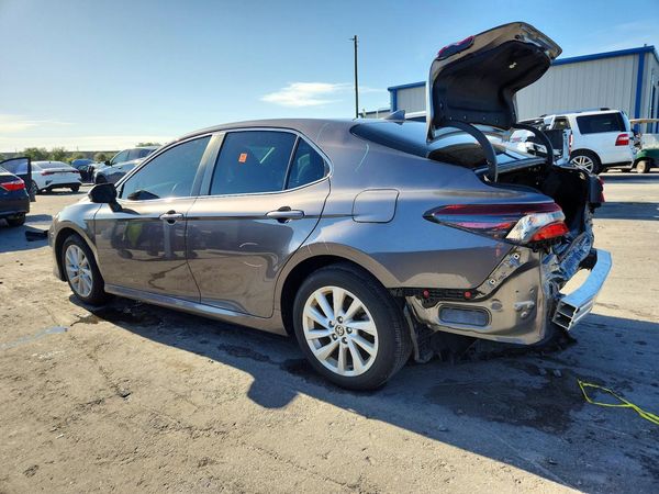 2024 TOYOTA CAMRY