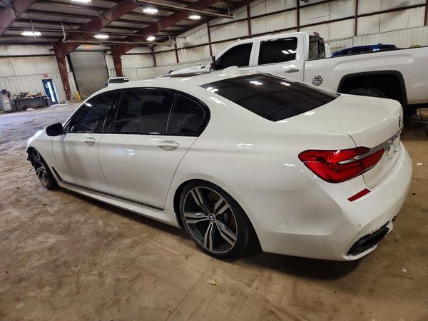 2017 BMW 740